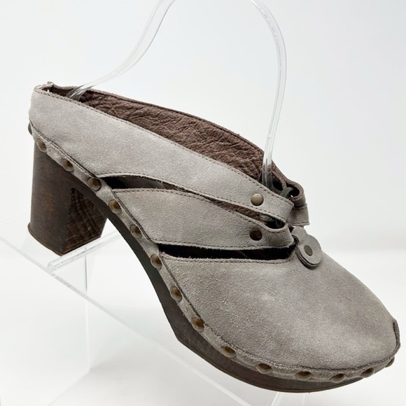 VIA VAI Gray Leather Studded Heeled Clog Sandals with Harness Ring Size 41 - Picture 1 of 13